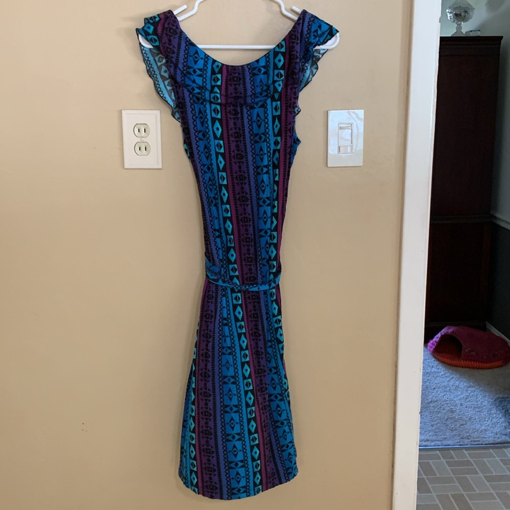 Spense Ruffled Geometric Pattern Midi Dress with Belt - Picture 5 of 5